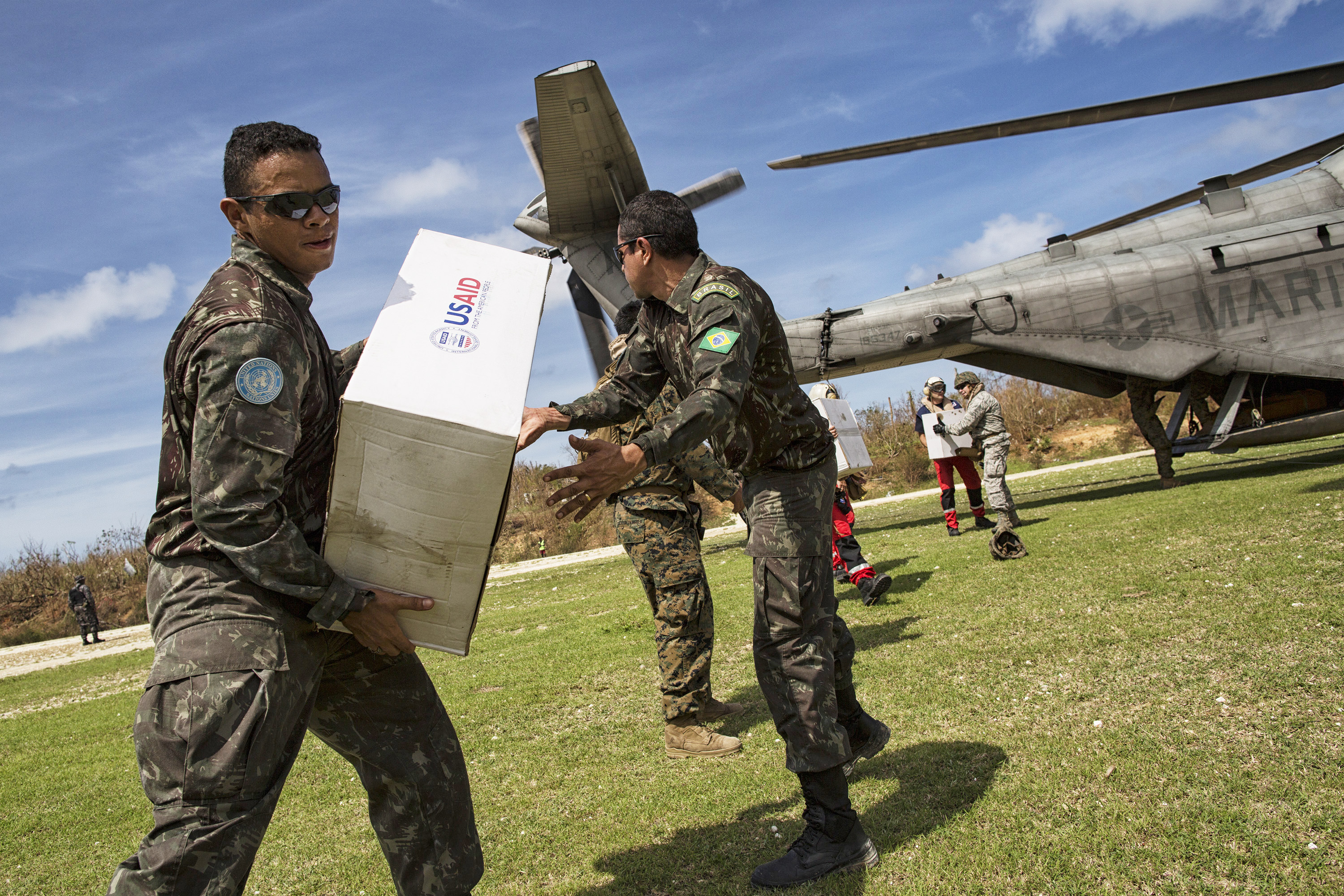 Deployed service members send messages home