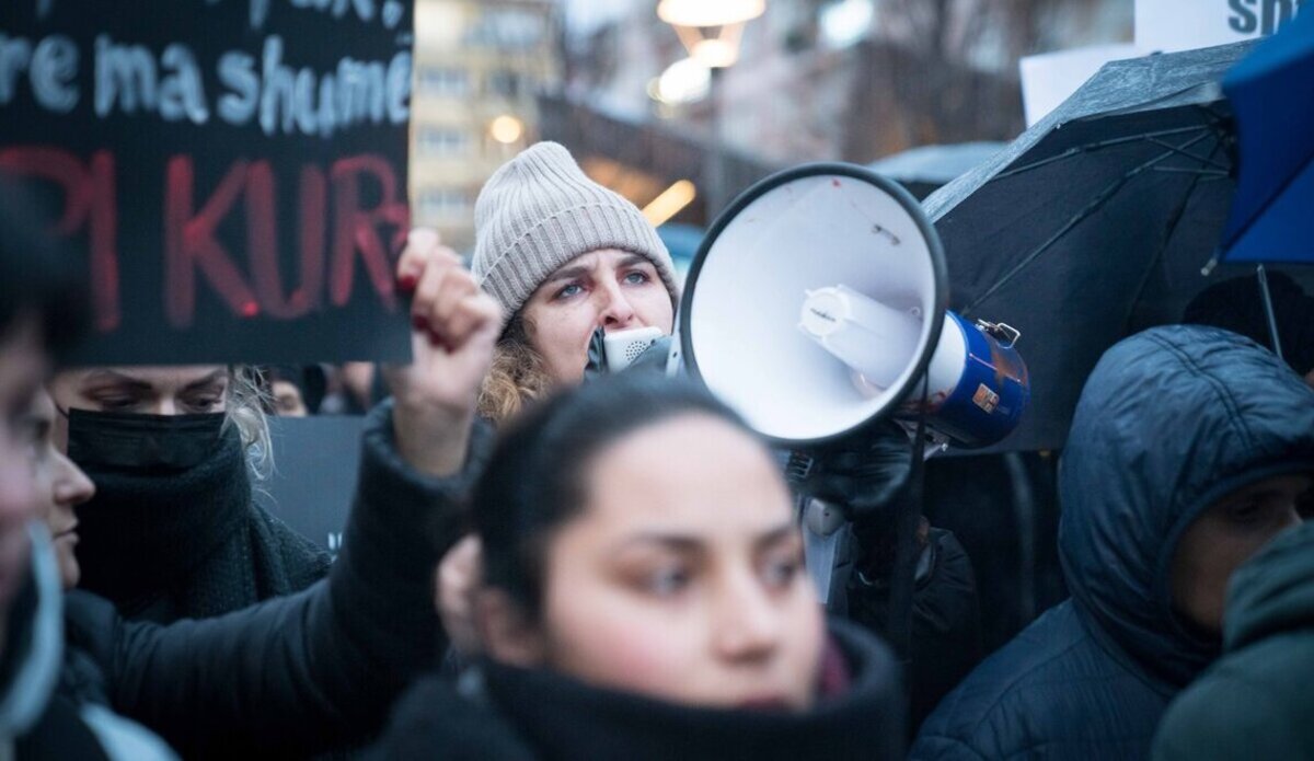 SRSG Ziadeh marches in solidarity with Kosovo women, calling for an end ...