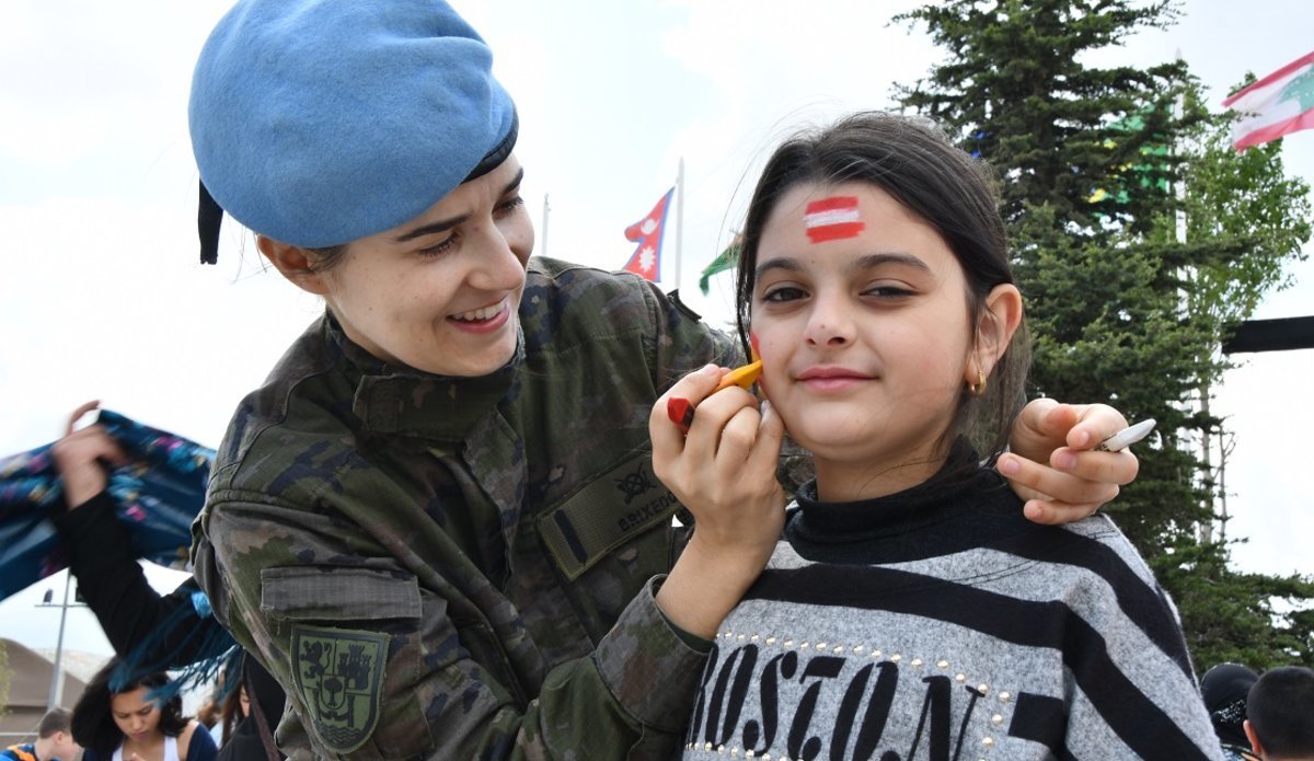 120 children visit UNIFIL's Sector East HQ | United Nations