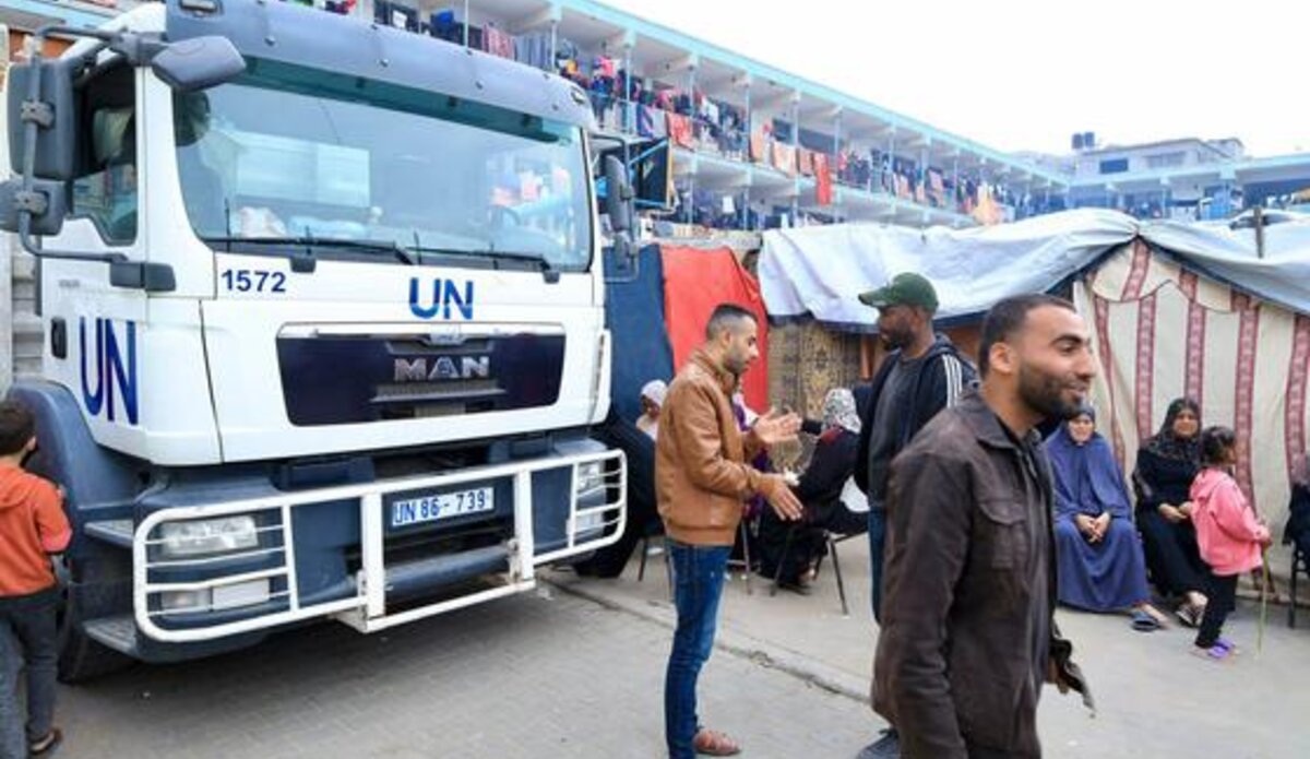 Четвертый день перемирия в Газе: гуманитарная помощь поступает, но ее  объемов недостаточно | Операции OOH по поддержанию мира