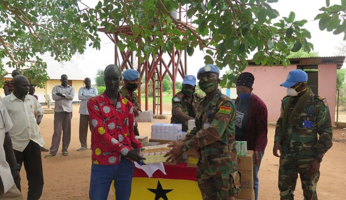 Ghanaian peacekeepers donate medicines for children to Akuem health ...